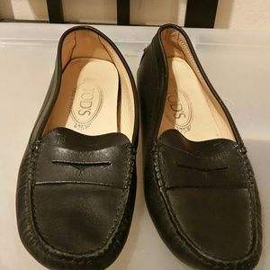 💕SOLD💕 TOD'S Gommini Loafer